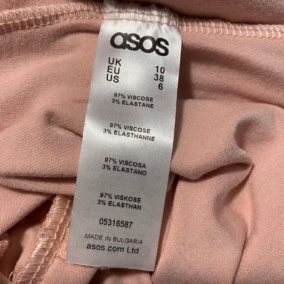 NWT ASOS Blush Pink Surplice Romper Sz 6 - Picture 4 of 5